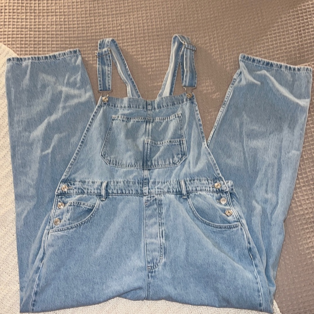 We the Free Ziggy Denim Overalls in Powder Blue SIZE XL